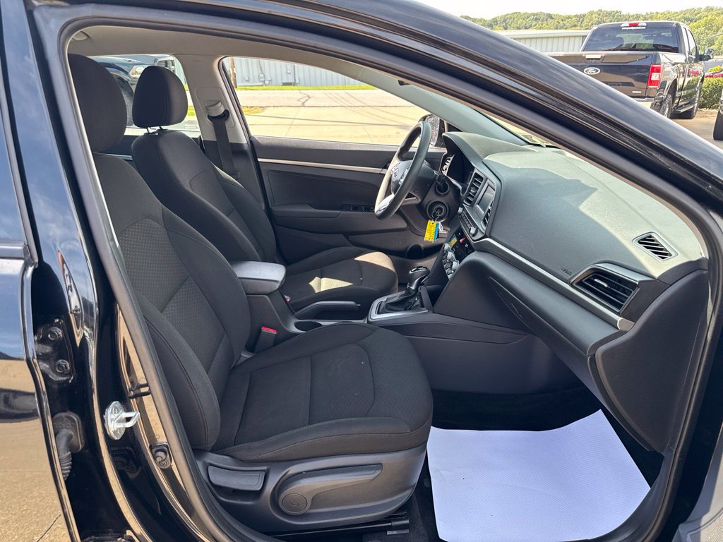 Used 2020 Hyundai Elantra SE w/ Cargo Package (C1) FWD image 35
