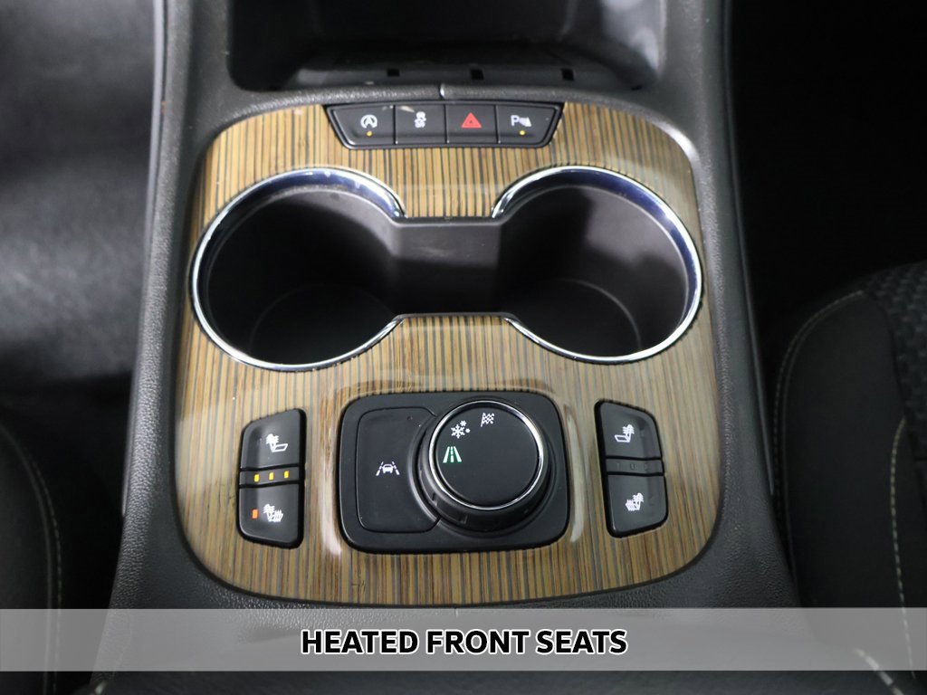 Used 2023 GMC Acadia SLE w/ Driver Convenience Package image 7