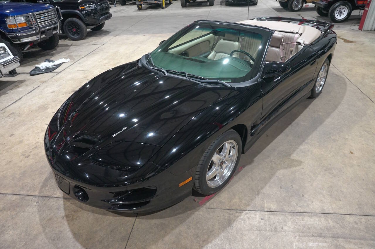 Used 2001 Pontiac Firebird Trans Am RWD image 15