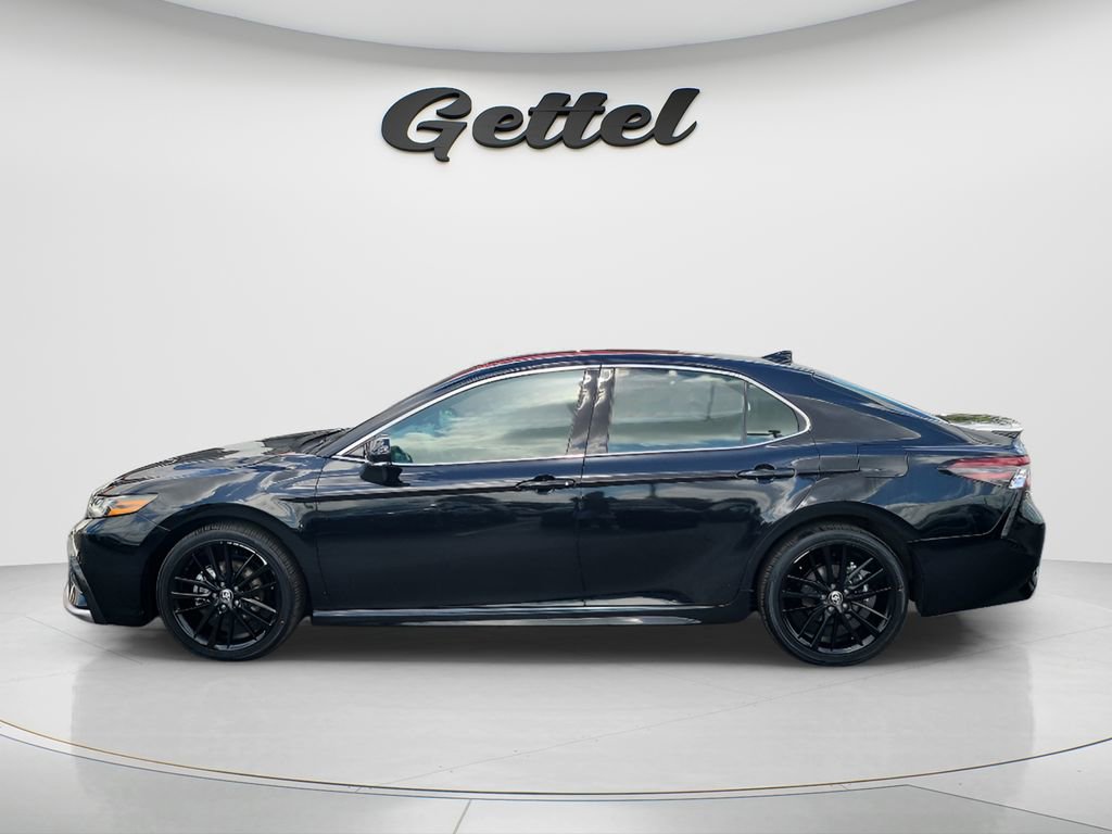 Used 2024 Toyota Camry XSE FWD image 7