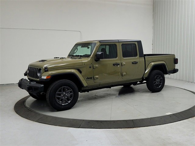 New 2025 Jeep Gladiator Sport image 3