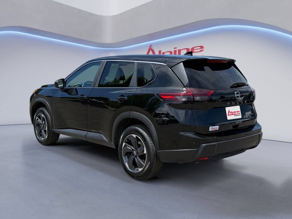 Used 2026 Nissan Rogue SV AWD/4WD image 3