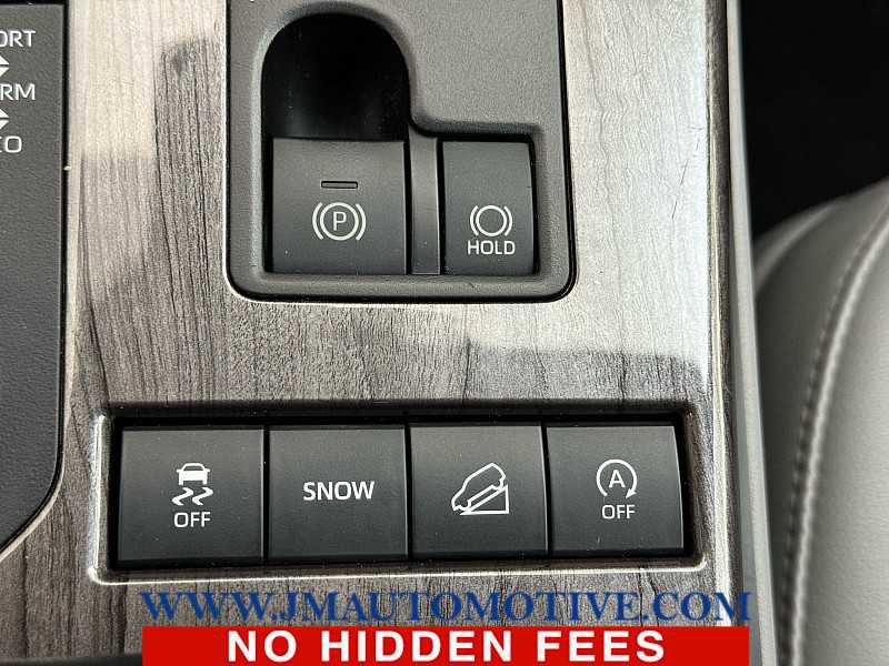 Used 2021 Toyota Highlander Platinum image 37