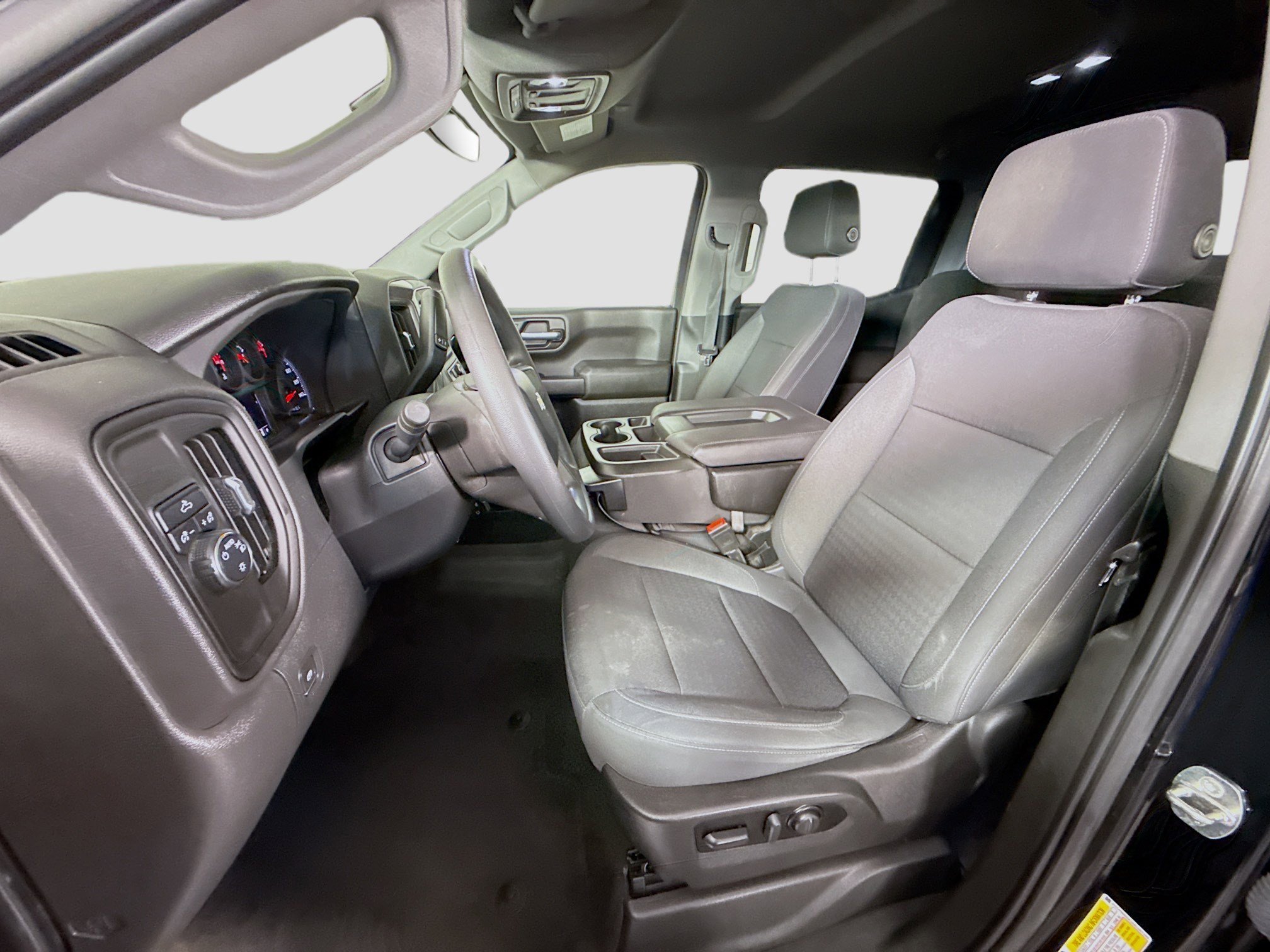 Used 2022 Chevrolet Silverado 1500 Custom w/ LPO, Dark Essentials Package RWD image 19
