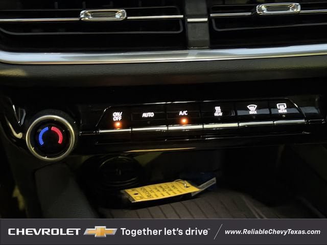 Used 2024 Chevrolet Equinox EV LT FWD image 21