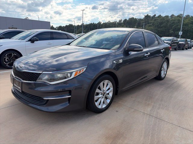 Used 2017 Kia Optima LX w/ Option Group 014 FWD image 1