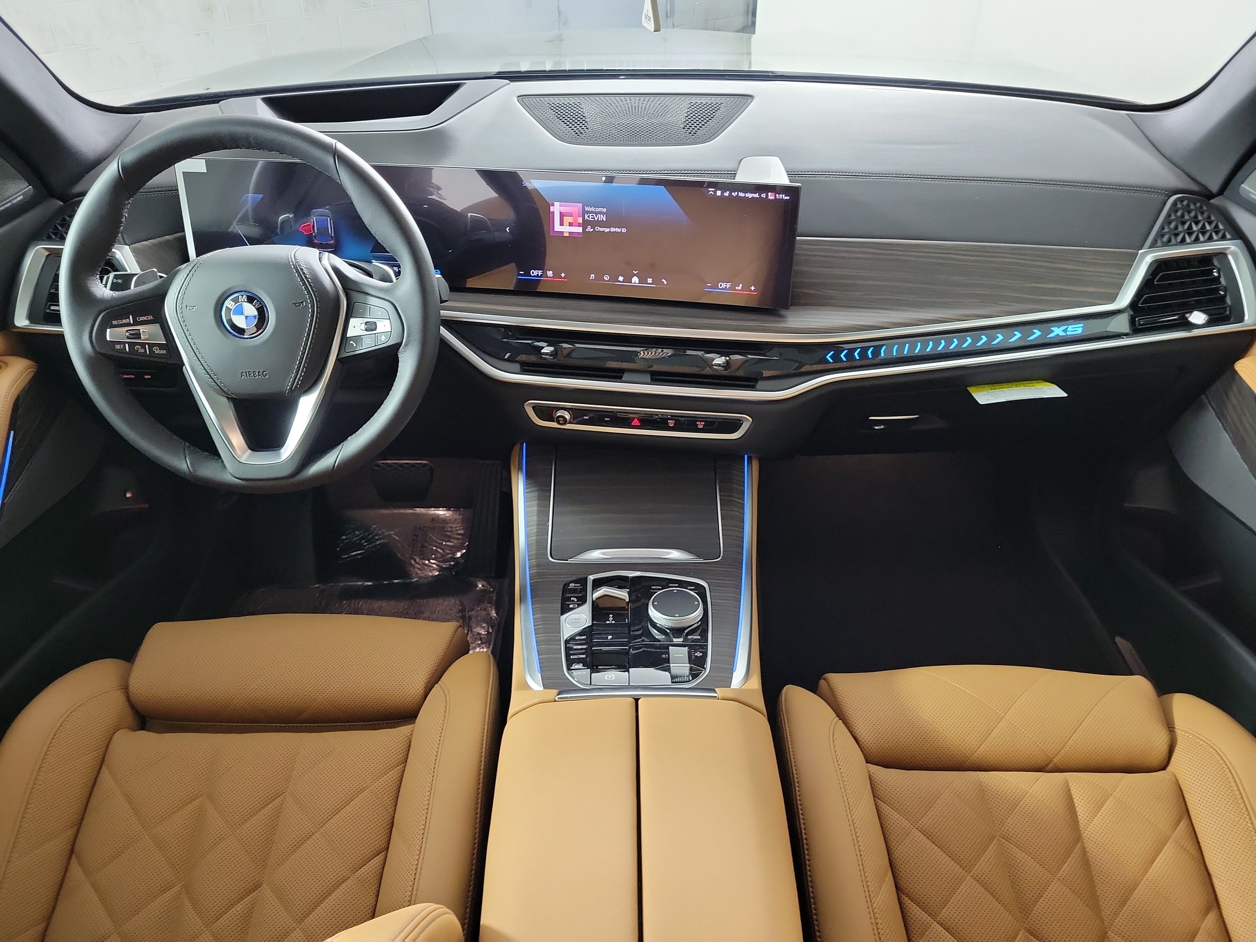 Used 2026 BMW X5 xDrive50e w/ Climate Comfort Package AWD/4WD image 11