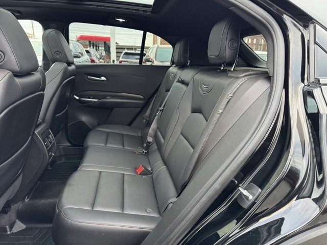 Used 2023 Cadillac XT4 Sport w/ Technology Package image 10