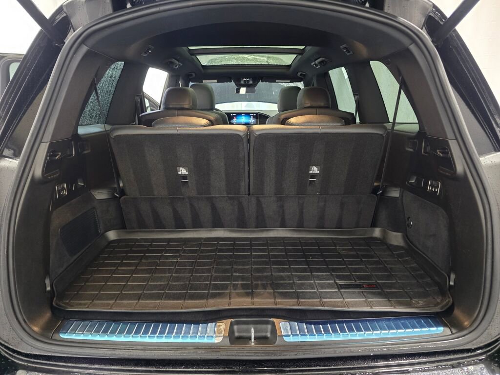 Used 2022 Mercedes-Benz GLS 450 4MATIC image 11