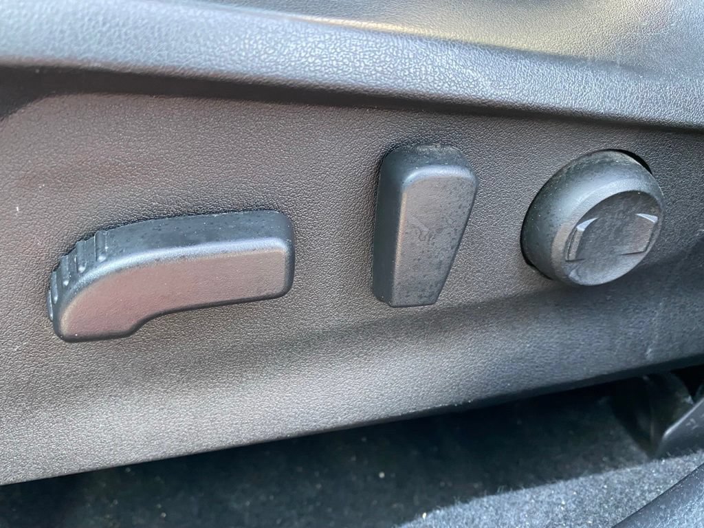Used 2020 Subaru Forester Limited w/ Popular Package #3 AWD/4WD image 11