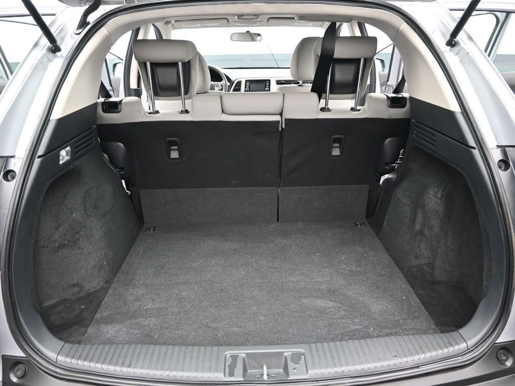 Certified 2022 Honda HR-V LX image 26