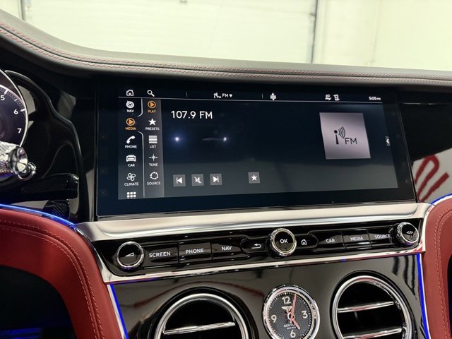 Used 2020 Bentley Continental GT image 32