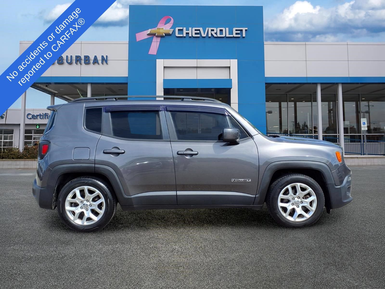 Used 2016 Jeep Renegade Latitude w/ Popular Equipment Group FWD image 4