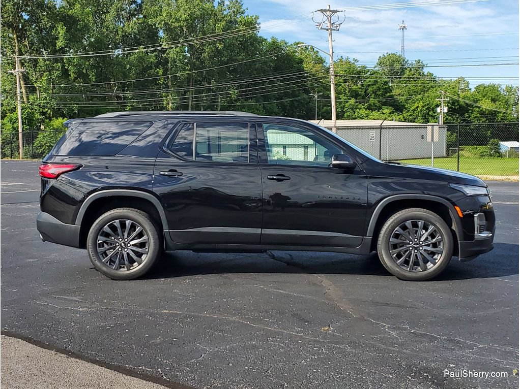 Used 2022 Chevrolet Traverse RS FWD image 21