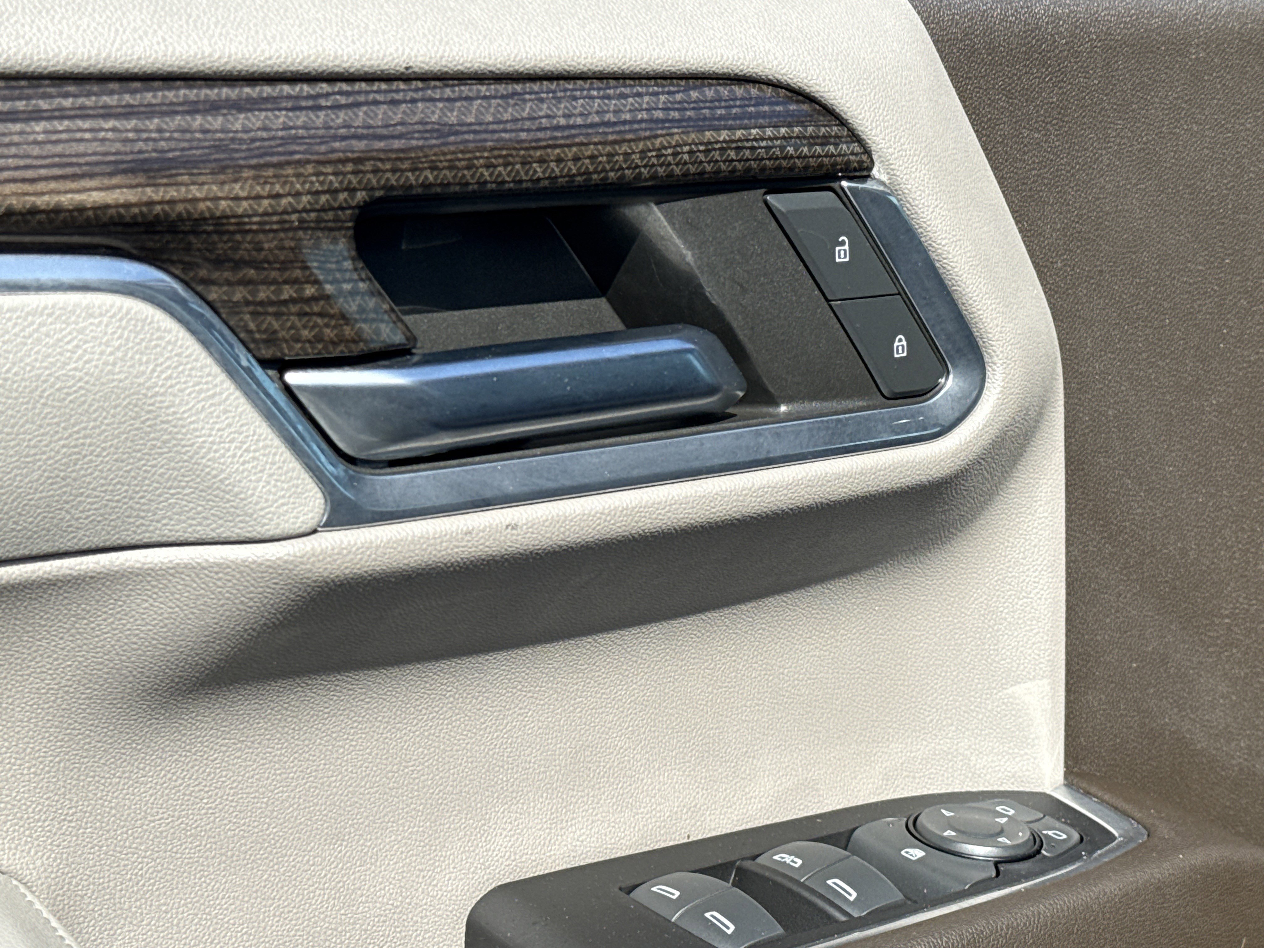 Certified 2023 Chevrolet Silverado 1500 RST w/ Redline Edition image 15