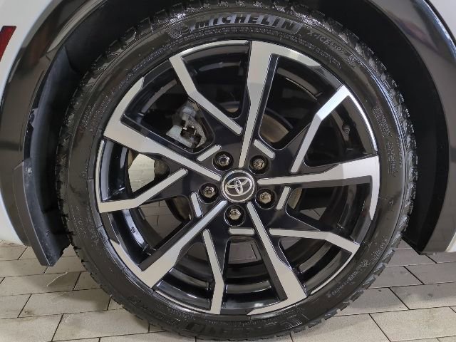 Used 2024 Toyota Prius Prime Premium image 18