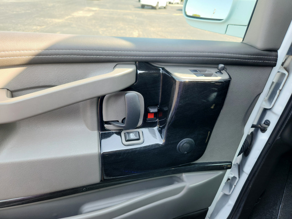Used 2020 Chevrolet Express 2500 Extended w/ Enhanced Convenience Package RWD image 30