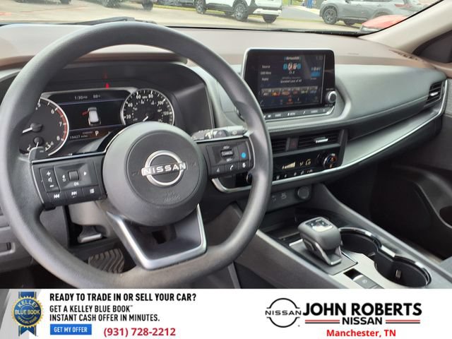 Certified 2023 Nissan Rogue SV FWD image 4