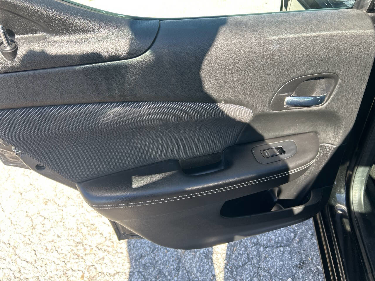 Used 2013 Dodge Avenger SE FWD image 15