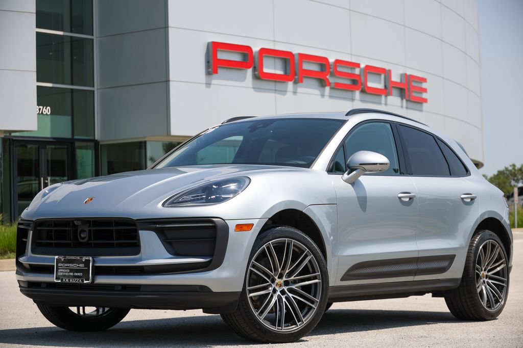 Certified 2026 Porsche Macan AWD/4WD image 1