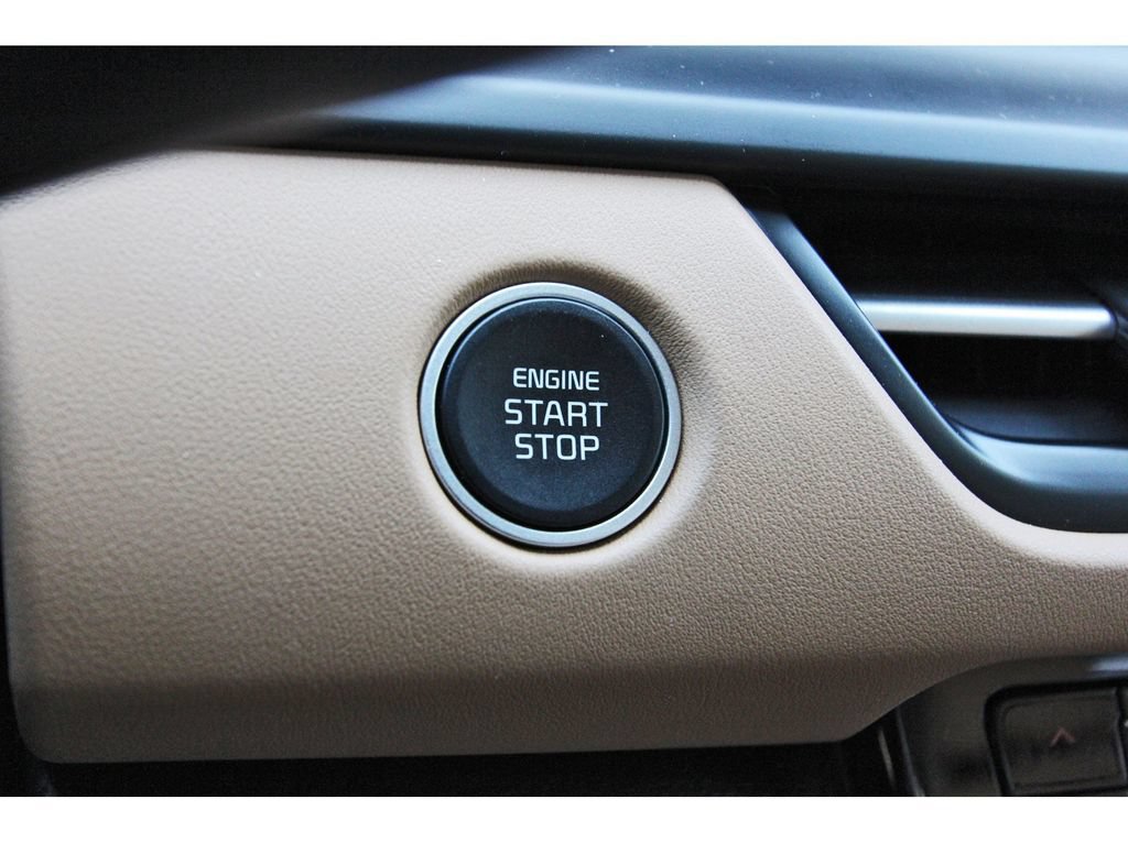 Used 2026 Kia Seltos EX w/ EX Sunroof Package FWD image 29