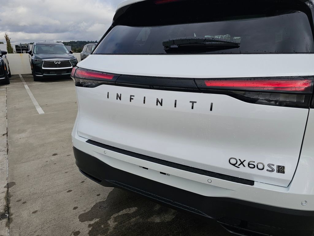 New 2026 INFINITI QX60 Sport image 15