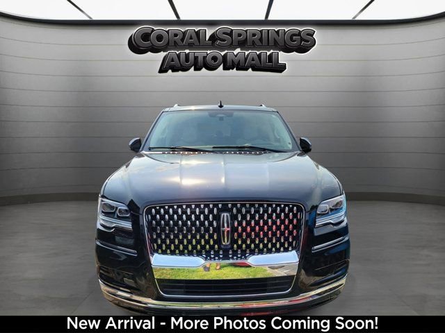 Used 2024 Lincoln Navigator L Black Label AWD/4WD image 2