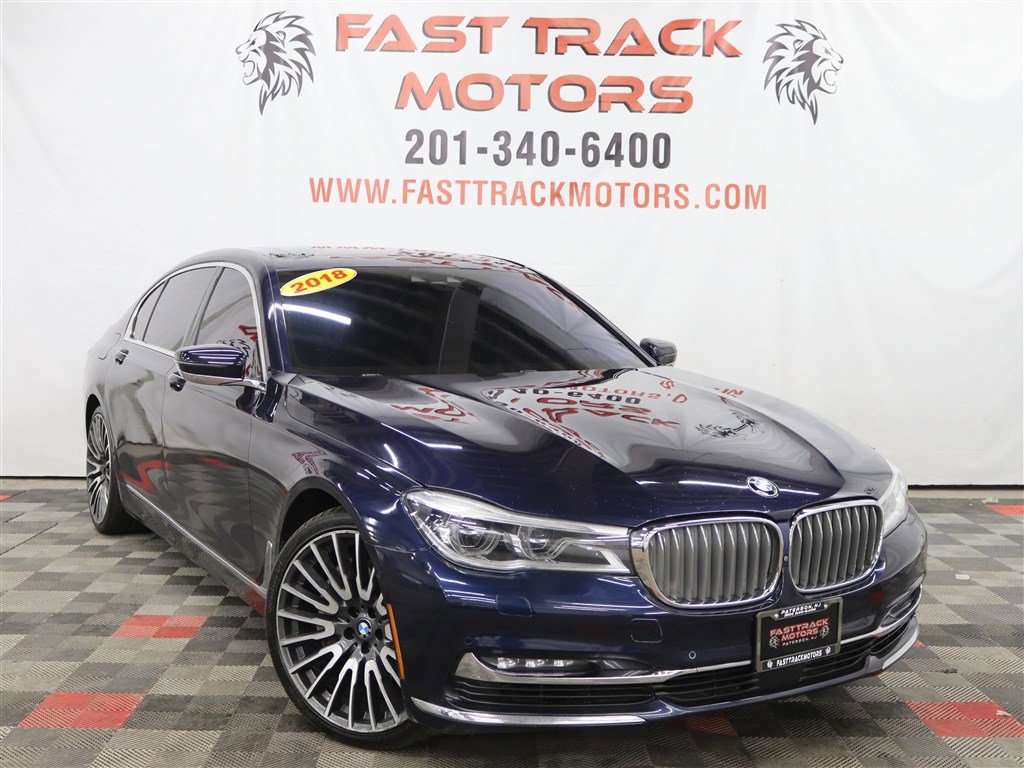 Used 2018 BMW 750Li xDrive w/ Executive Package AWD/4WD image 3