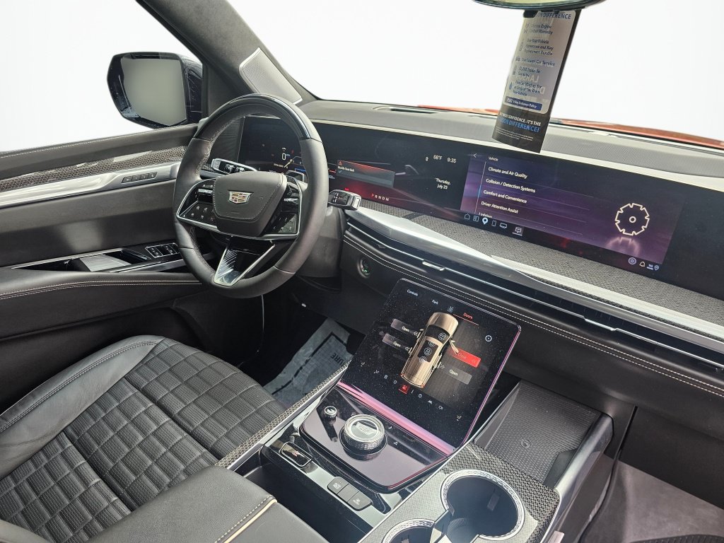 Used 2025 Cadillac Escalade V AWD/4WD image 14