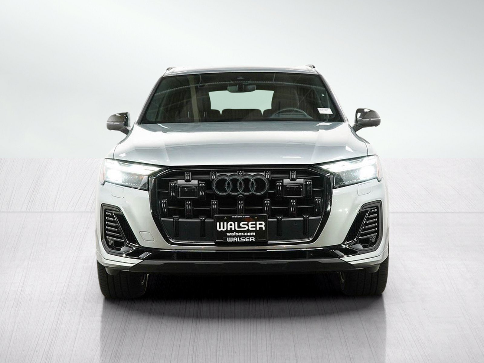 Used 2025 Audi Q7 3.0T Prestige AWD/4WD image 8