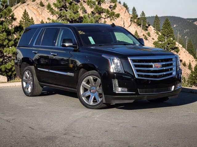 Used 2019 Cadillac Escalade Premium Luxury AWD/4WD image 2