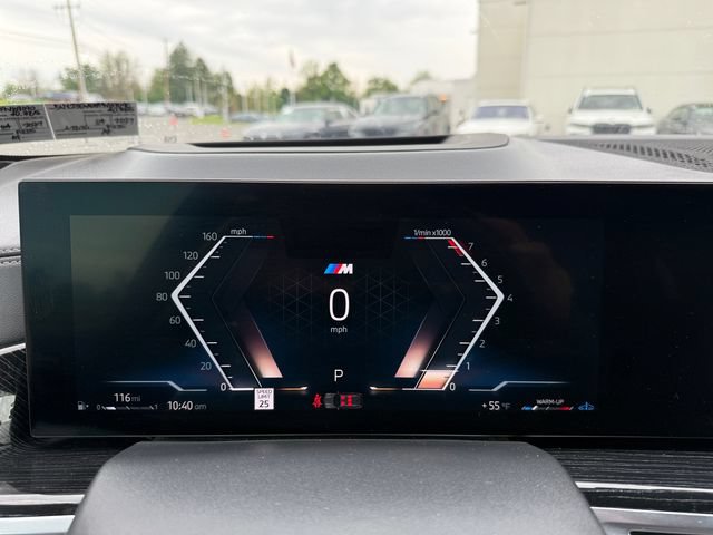 Used 2024 BMW X7 xDrive40i w/ M Sport Package AWD/4WD image 33