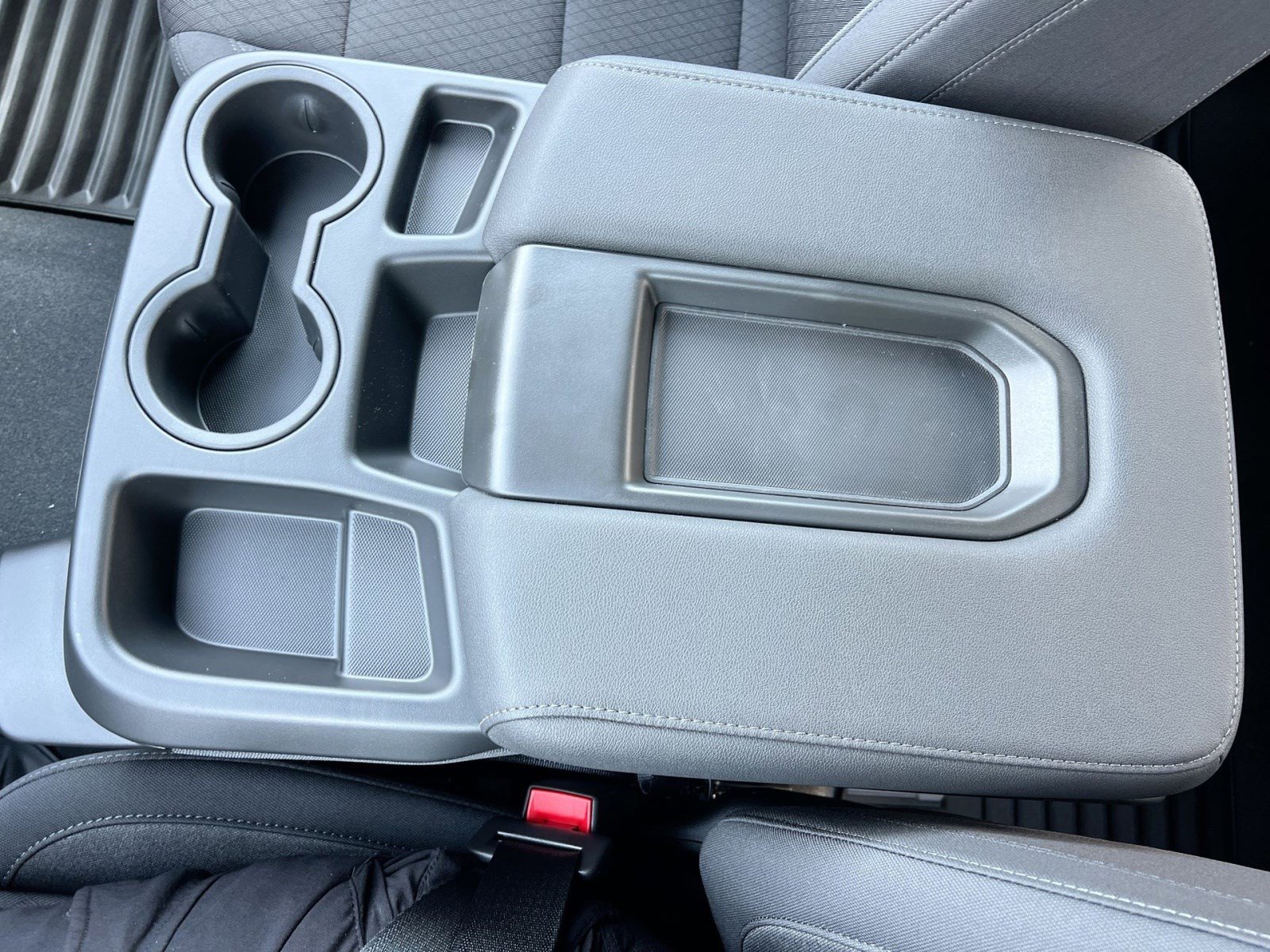 New 2026 GMC Sierra 1500 SLE image 21