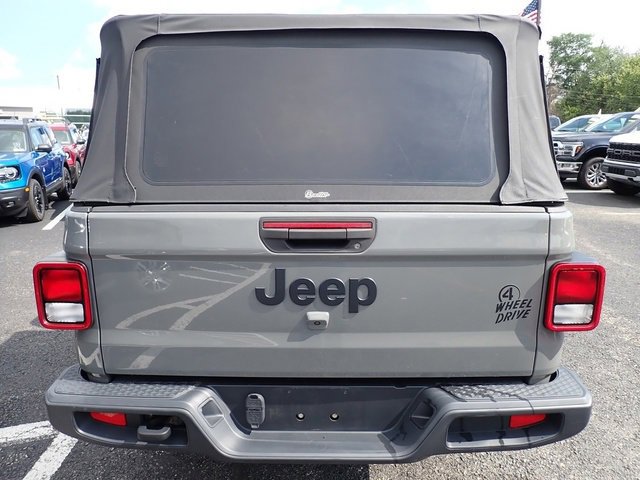 Used 2022 Jeep Gladiator Willys image 6
