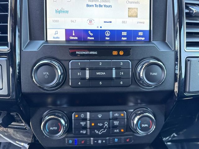 Used 2020 Ford F250 Lariat w/ Lariat Ultimate Package AWD/4WD image 23