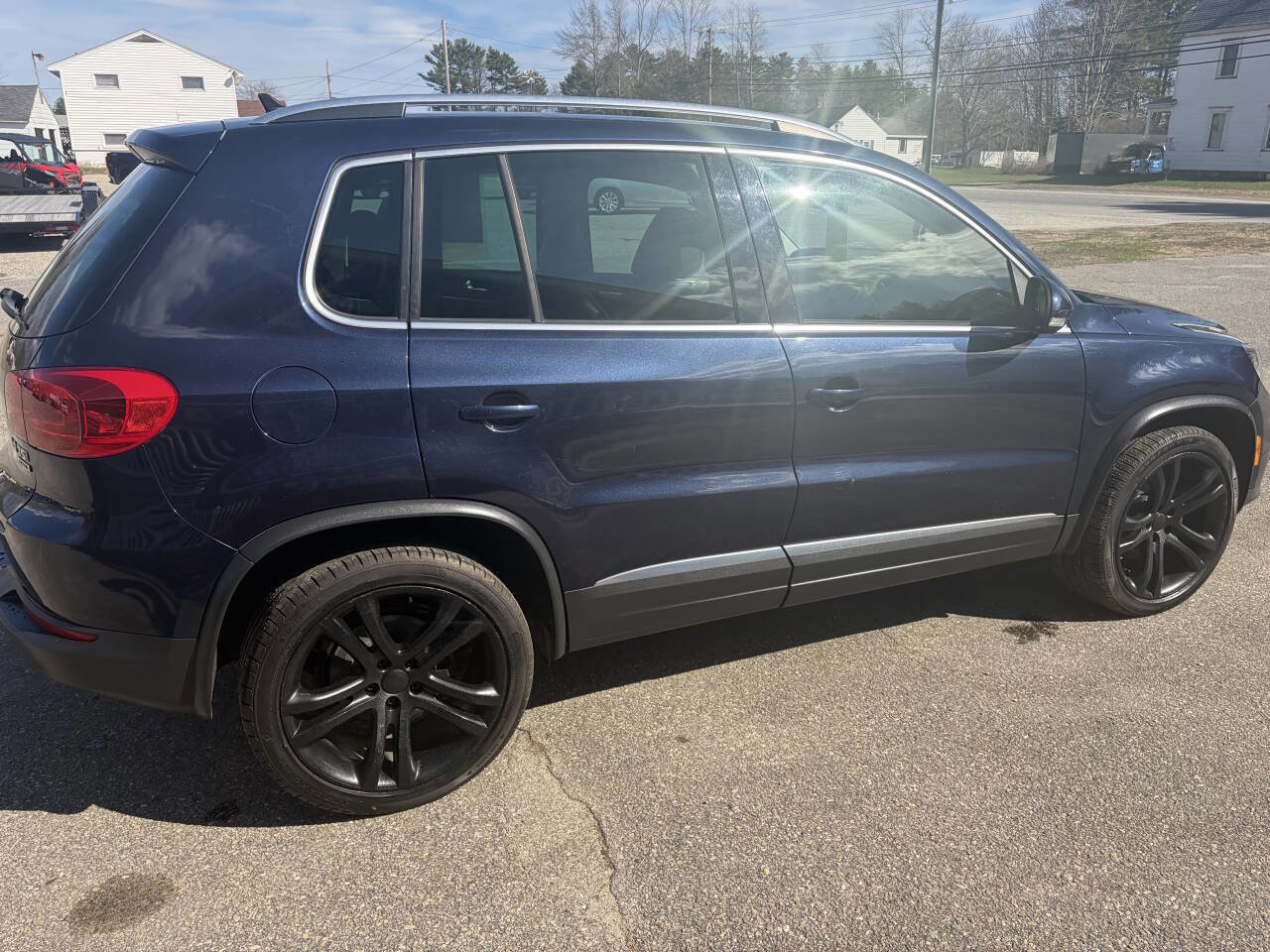 Used 2013 Volkswagen Tiguan S AWD/4WD image 10