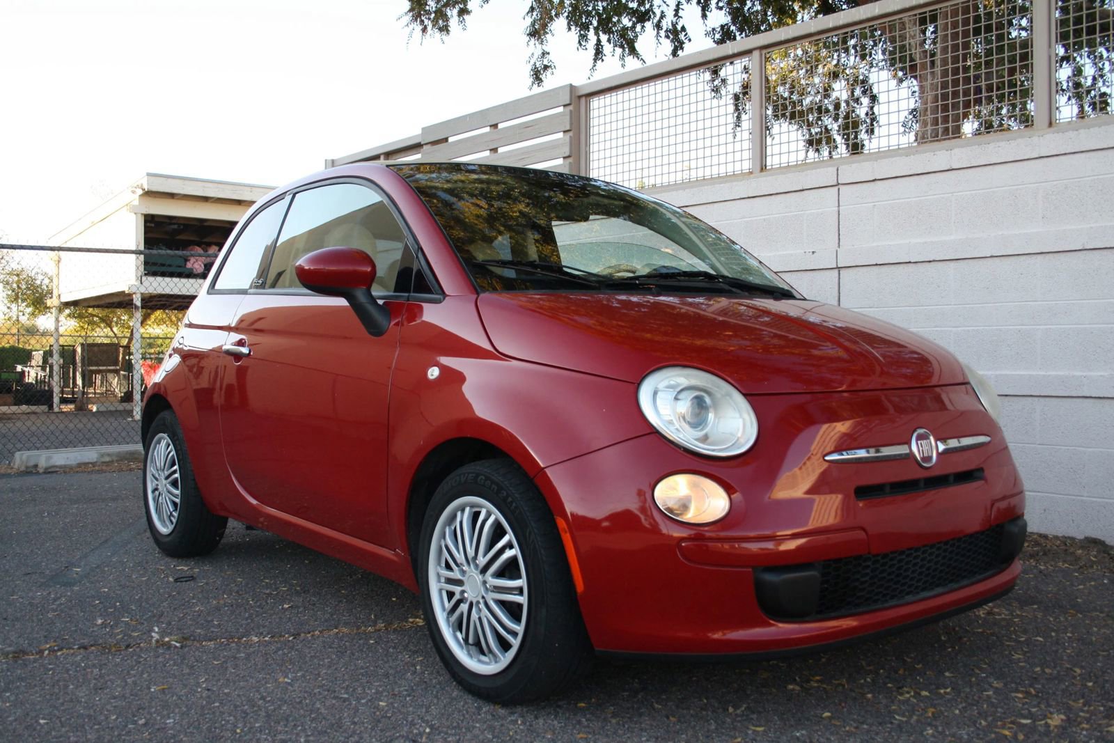 Used 2014 FIAT 500 Pop image 2