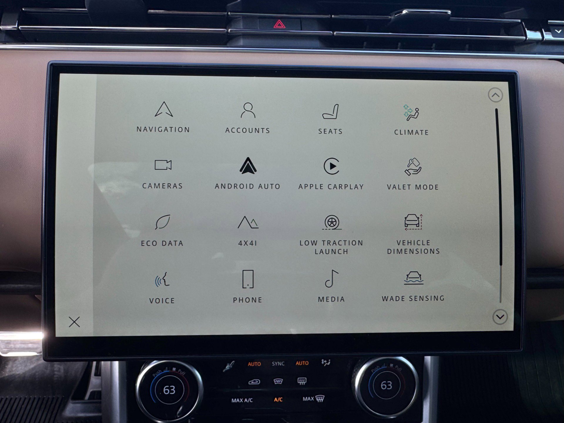 Used 2023 Land Rover Range Rover SE image 45