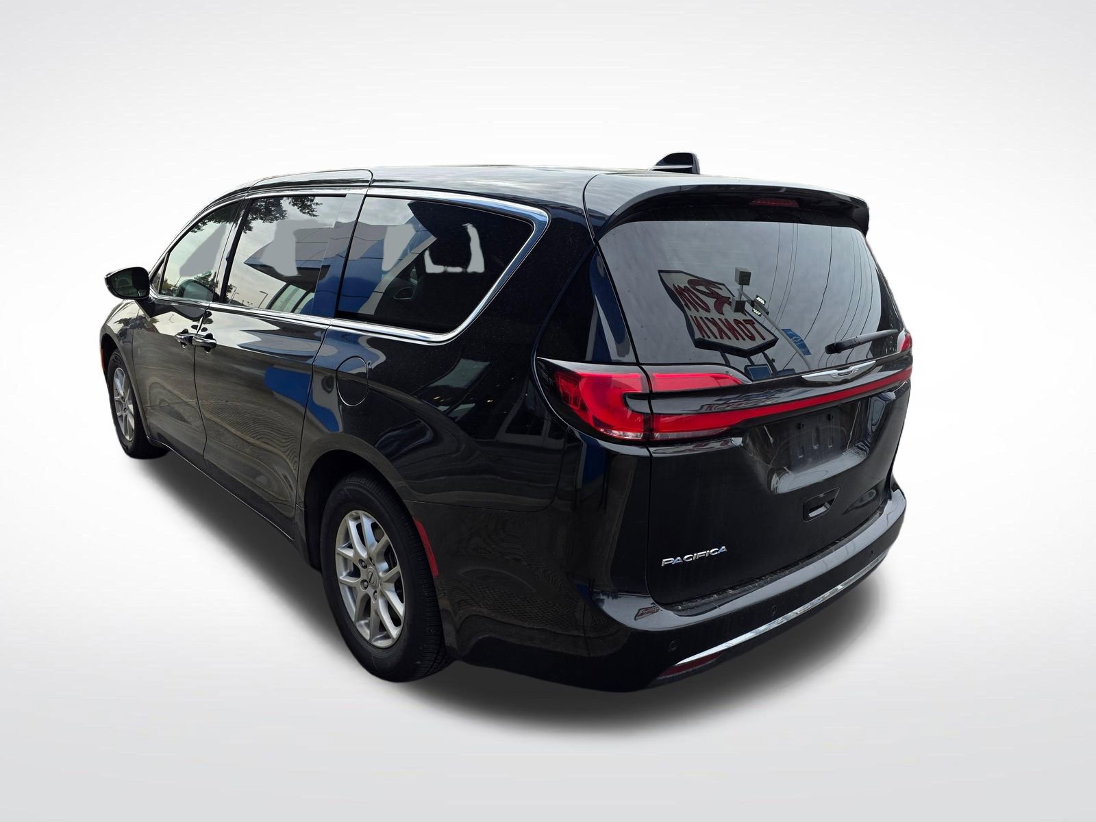 Used 2025 Chrysler Pacifica Select image 7