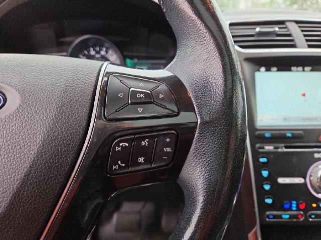 Used 2017 Ford Explorer Limited AWD/4WD image 17