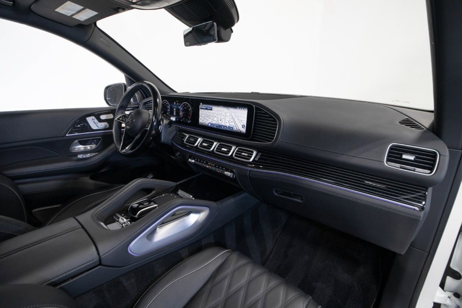 Used 2024 Mercedes-Benz Maybach GLS 600 4MATIC image 56