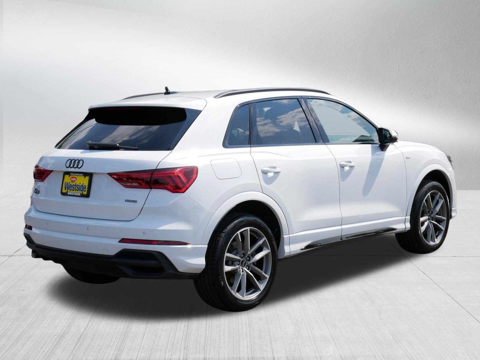 Used 2023 Audi Q3 2.0T Premium Plus w/ Premium Plus Package AWD/4WD image 7