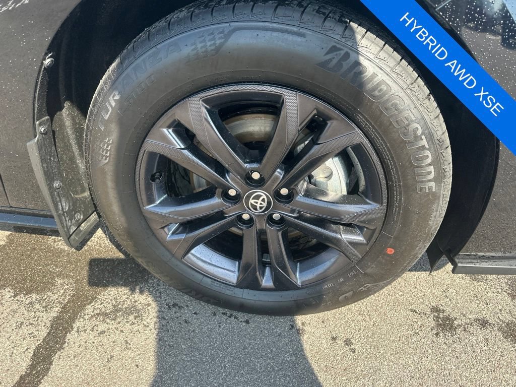 Used 2026 Toyota Sienna XSE AWD/4WD image 33