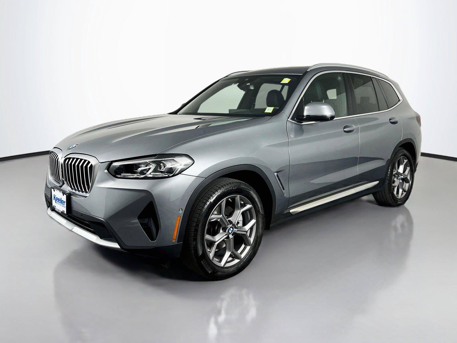 Used 2024 BMW X3 xDrive30i w/ Premium Package AWD/4WD image 2