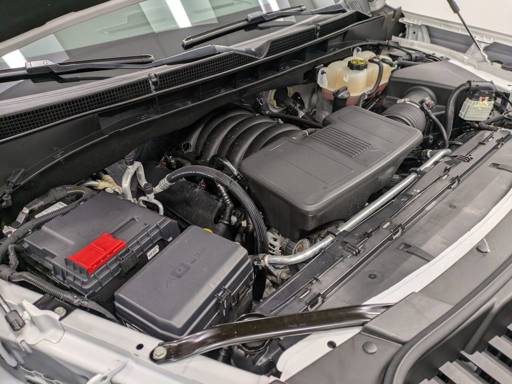 Used 2023 GMC Yukon SLT w/ SLT Premium Package image 30