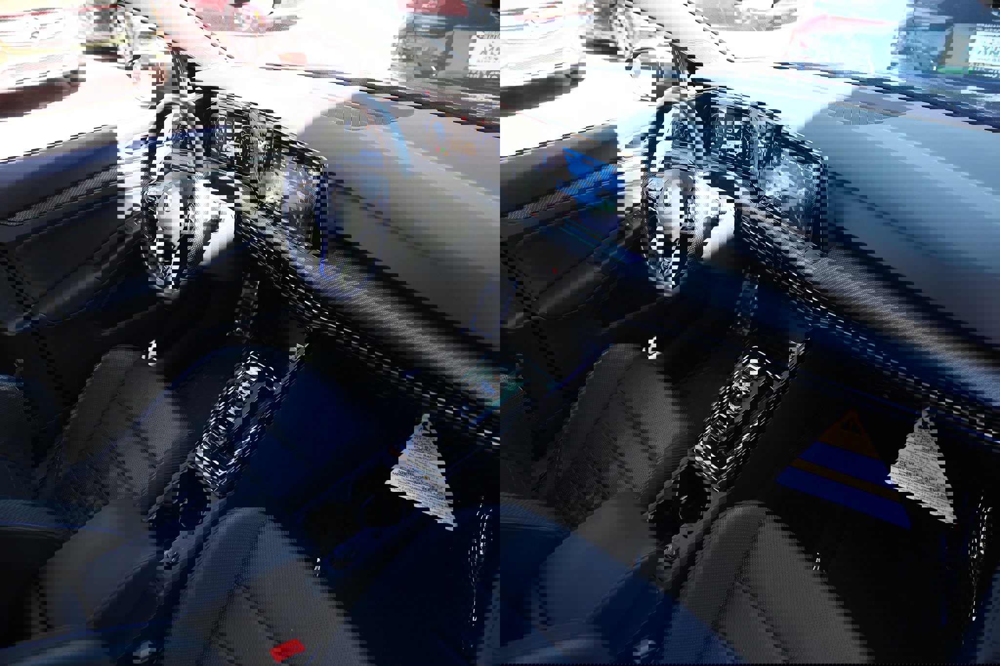 Used 2023 Volkswagen Golf R image 21