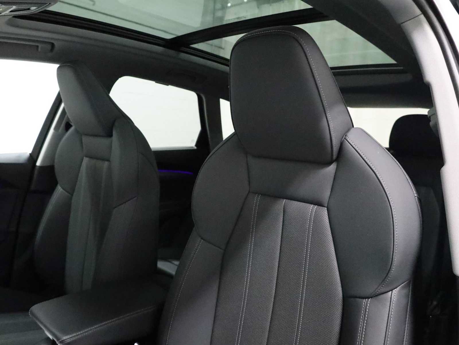 Certified 2025 Audi Q5 Premium AWD/4WD image 18