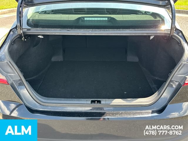 Used 2025 Toyota Camry LE FWD image 21