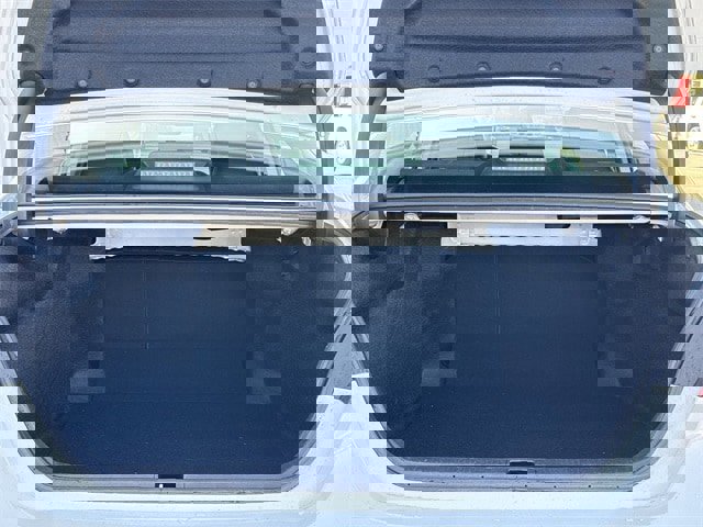 Used 2024 Toyota Camry SE image 30