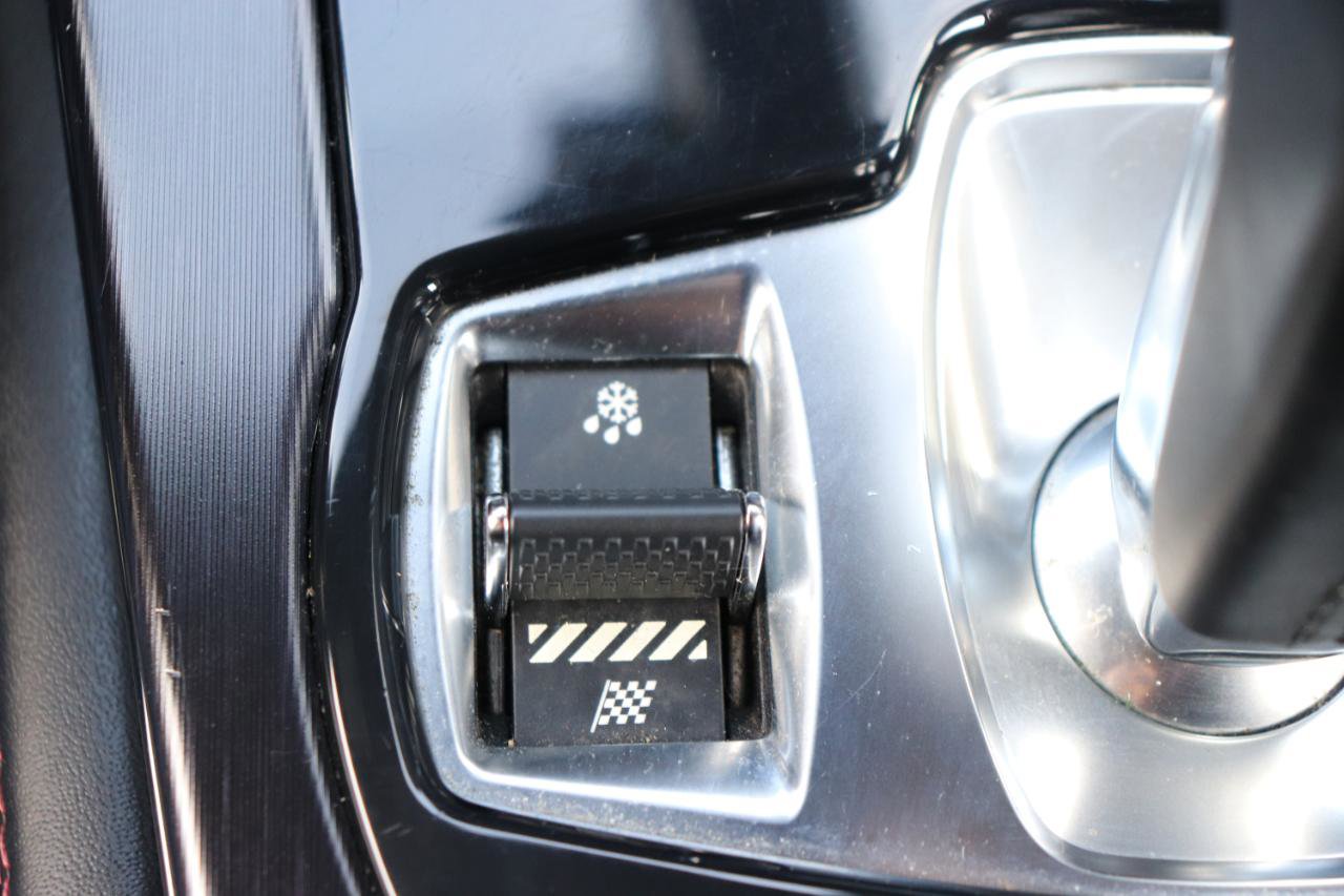 Used 2020 Jaguar F-TYPE Checkered Flag image 31